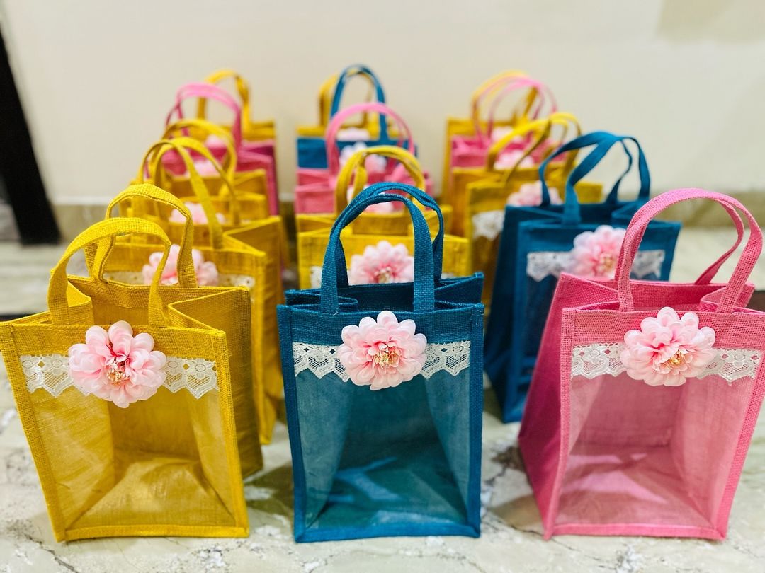 Blog Title: Wedding Return Gifts Made Special with Low-Cost Custom Jute Bags