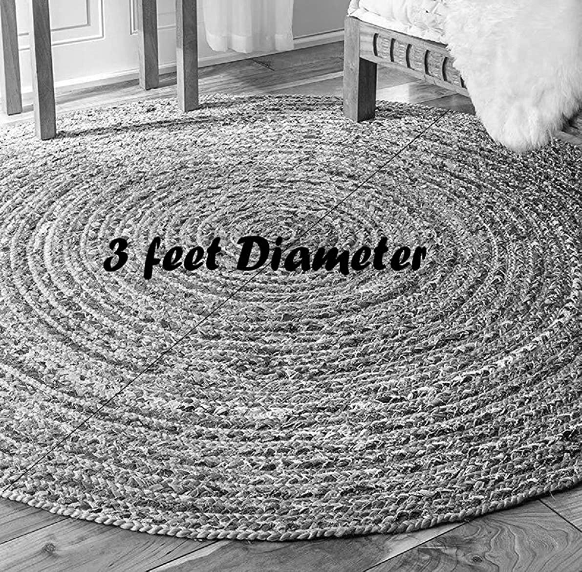 Jute Rug  contrasting outer circle